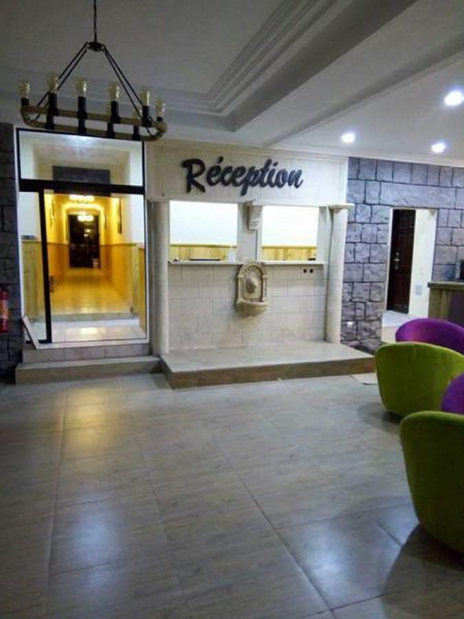 Hotel Saphir Abidjan Exterior photo